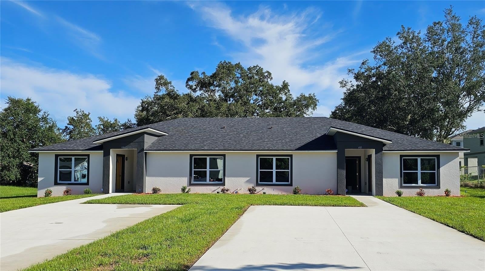 604 LIME Avenue – photo 1