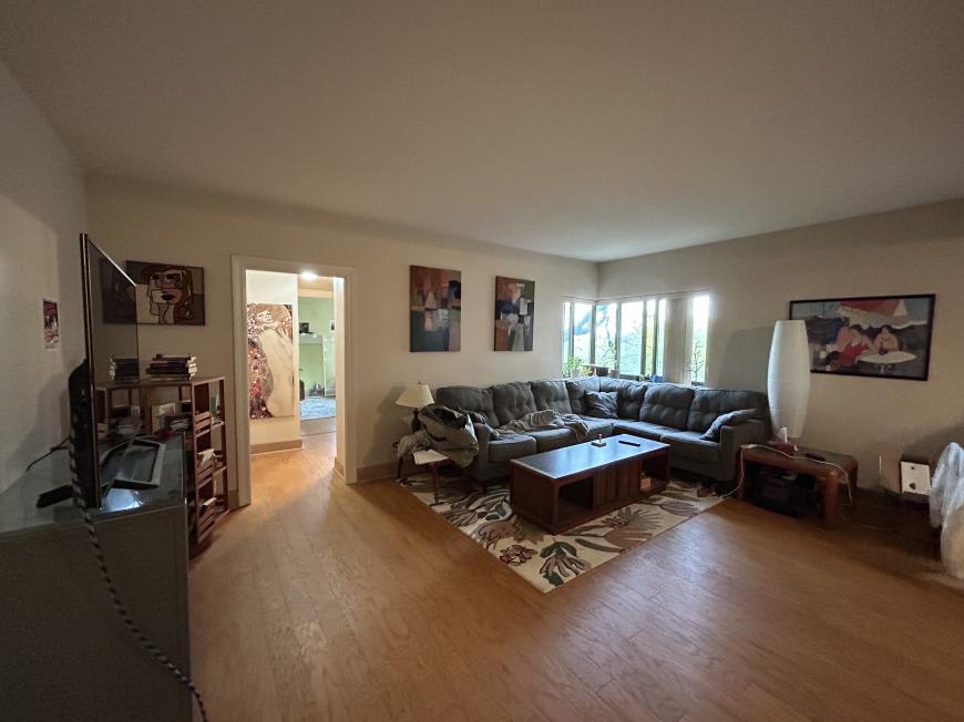 5056 N Marine – photo 2