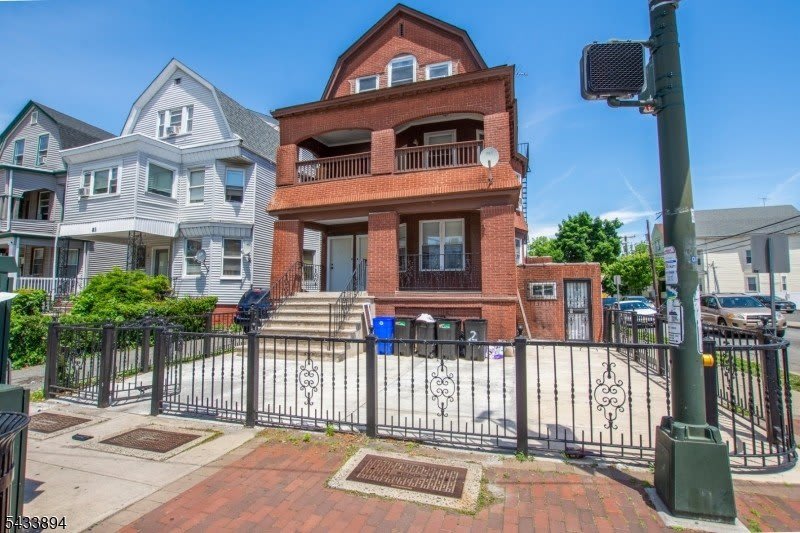 79 Central Ave – photo 1