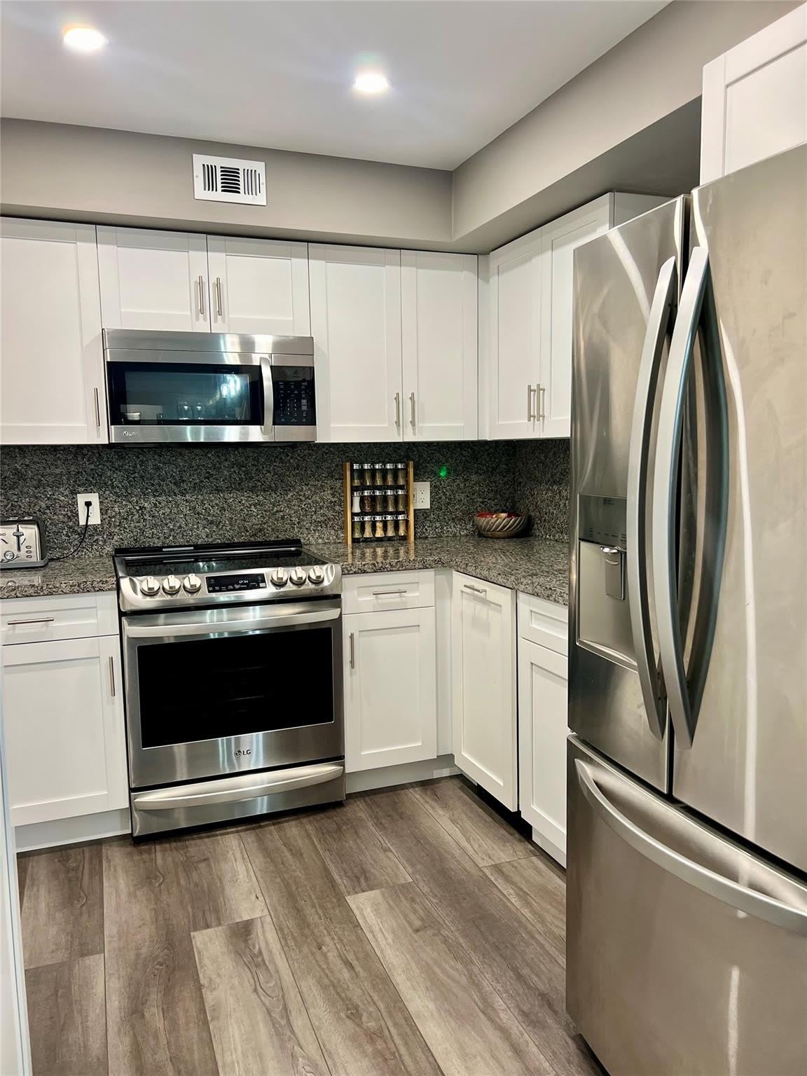 4040 N Hills Drive – photo 1