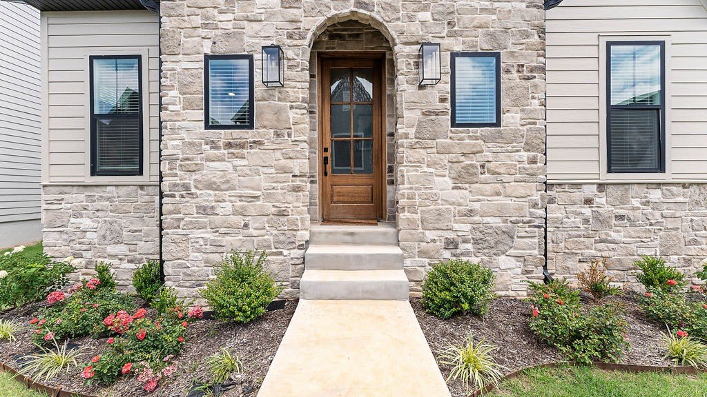 2403 S 31st Street – photo 3