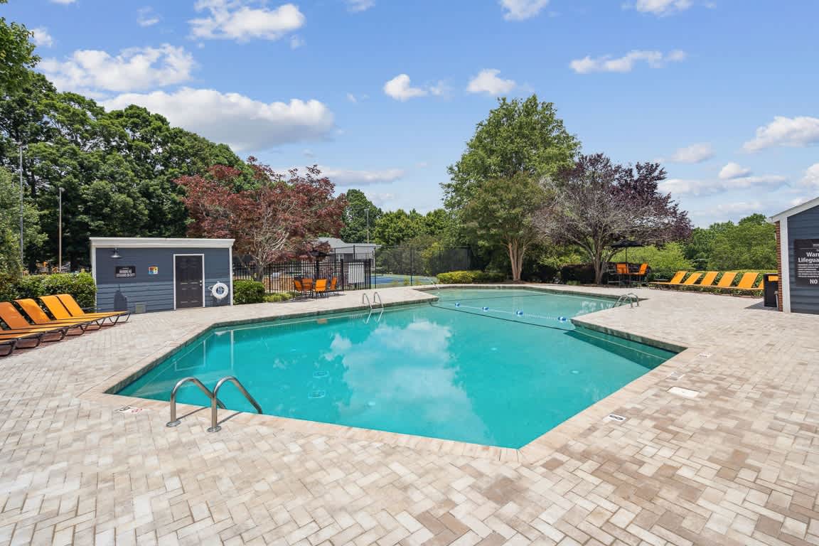 Woodcreek Apartments – photo 2