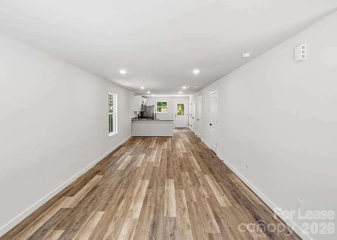 255/257/259 Vanderbilt Road – photo 4