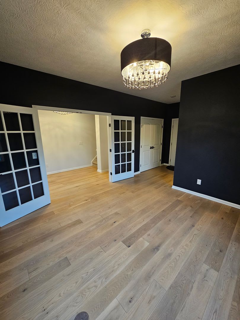 Don't Miss Your Chance to Lease this Luxurious End Unit Townhome Condo in Crocker Park!! – photo 4