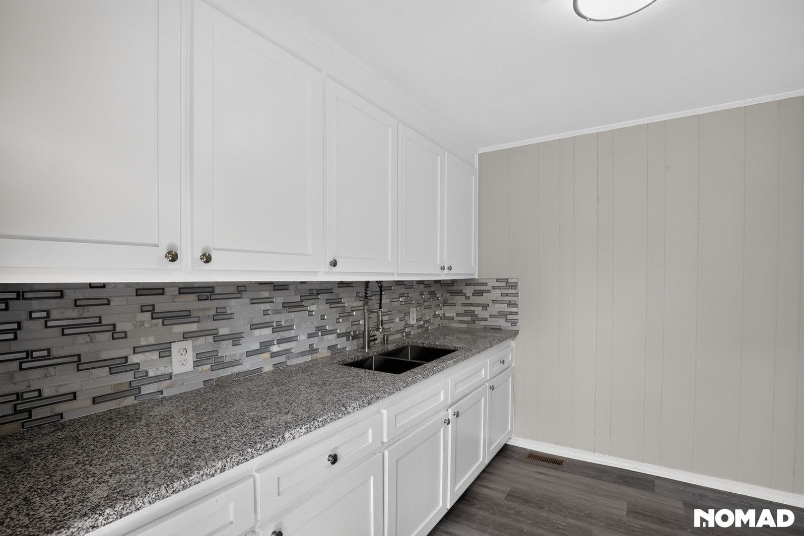 Charming 3-Bedroom Home in Greenville – photo 3