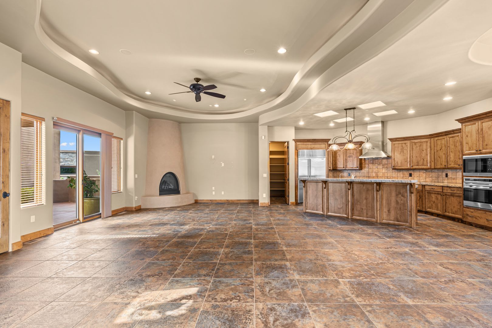Beautiful Home in an Exclusive Gated Community – photo 4