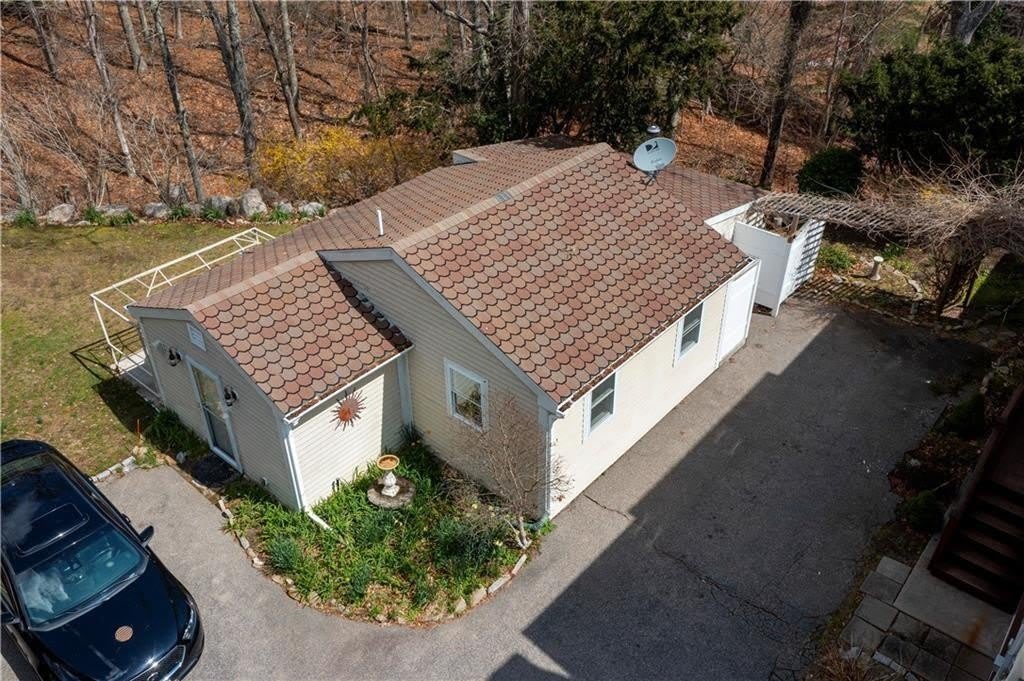 5075 Old Post Road – photo 1
