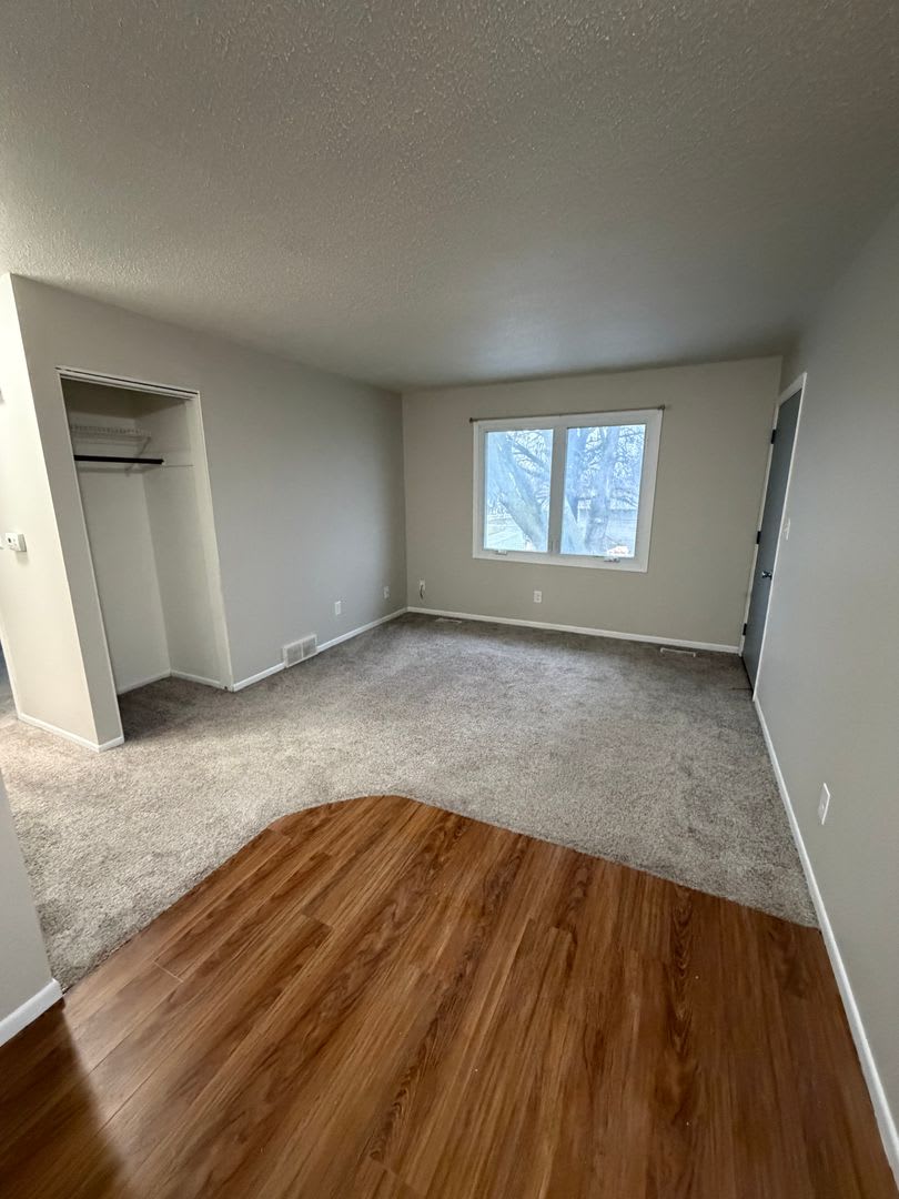 2 Bedroom Apartment – photo 2
