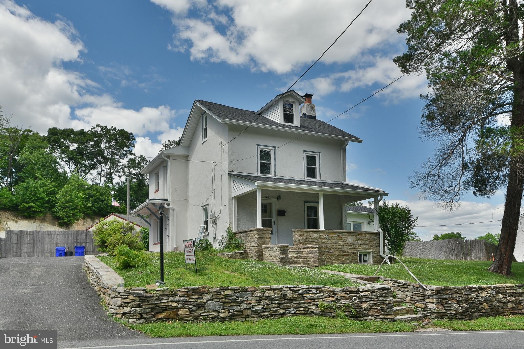 422 WILLOW GROVE Avenue – photo 2