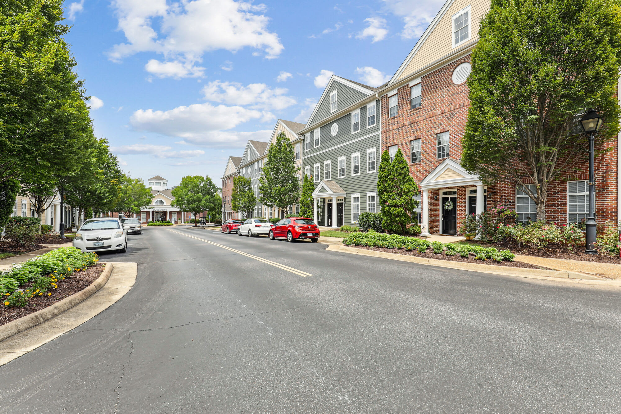 The Pointe at New Town – photo 3