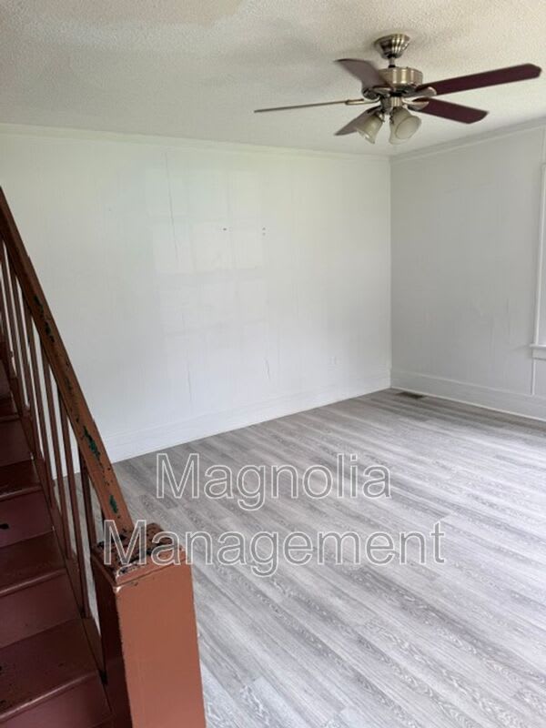 1440 Perry Ave. – photo 3