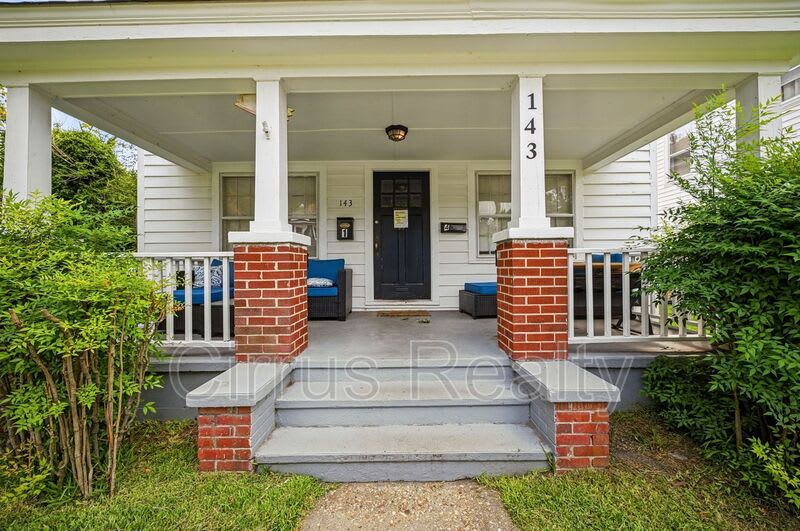143 Maryland Ave – photo 3