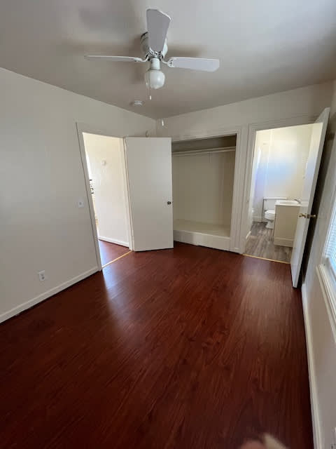 1665 Sycamore Street #A Upstairs – photo 3