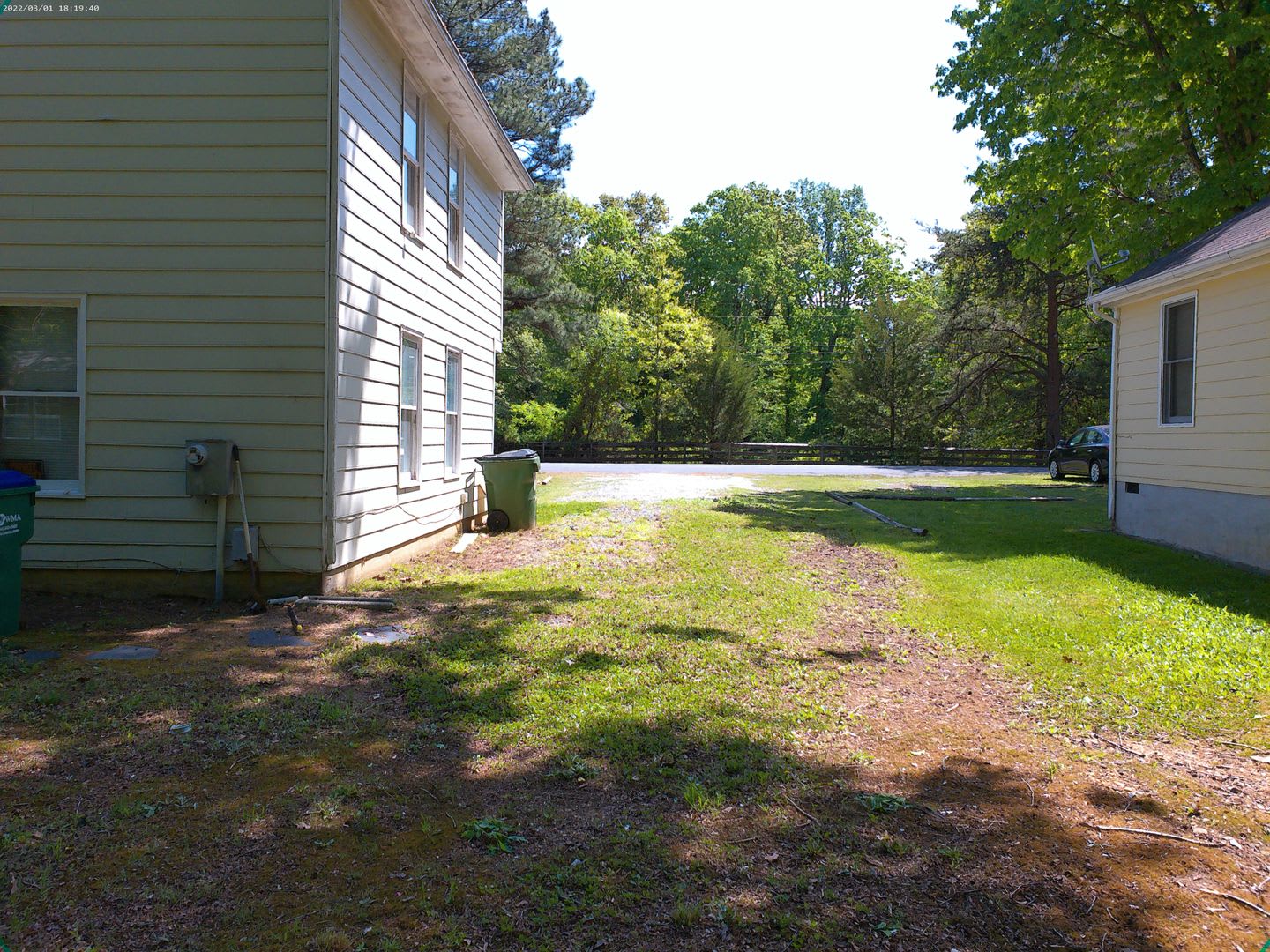 Awesome 4 Bedroom Tri Level – photo 3