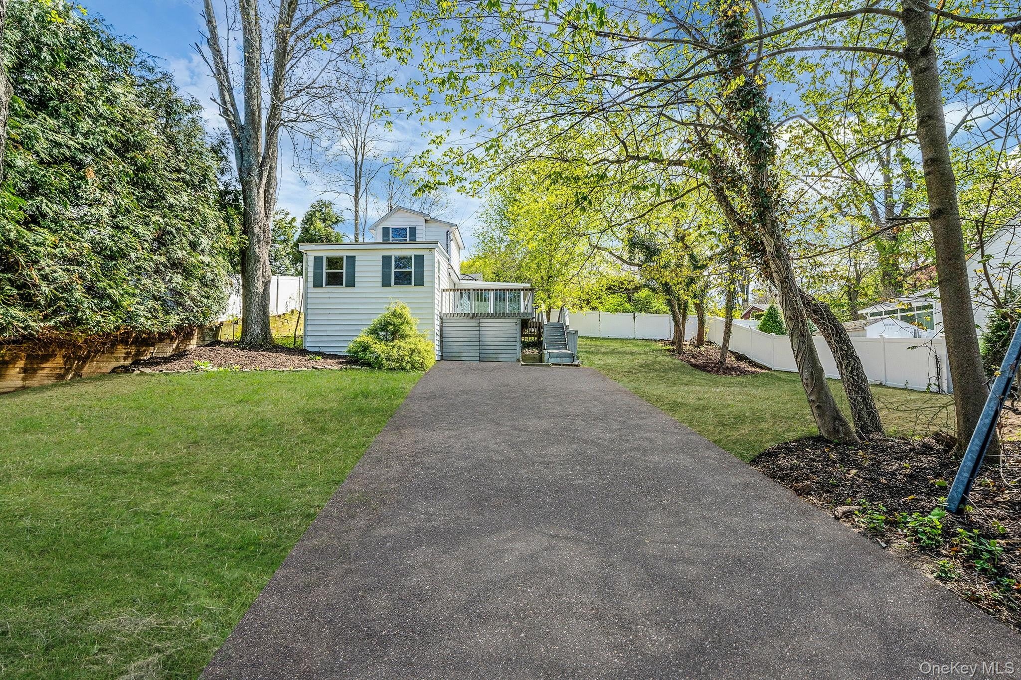 93 Maple Road – photo 3