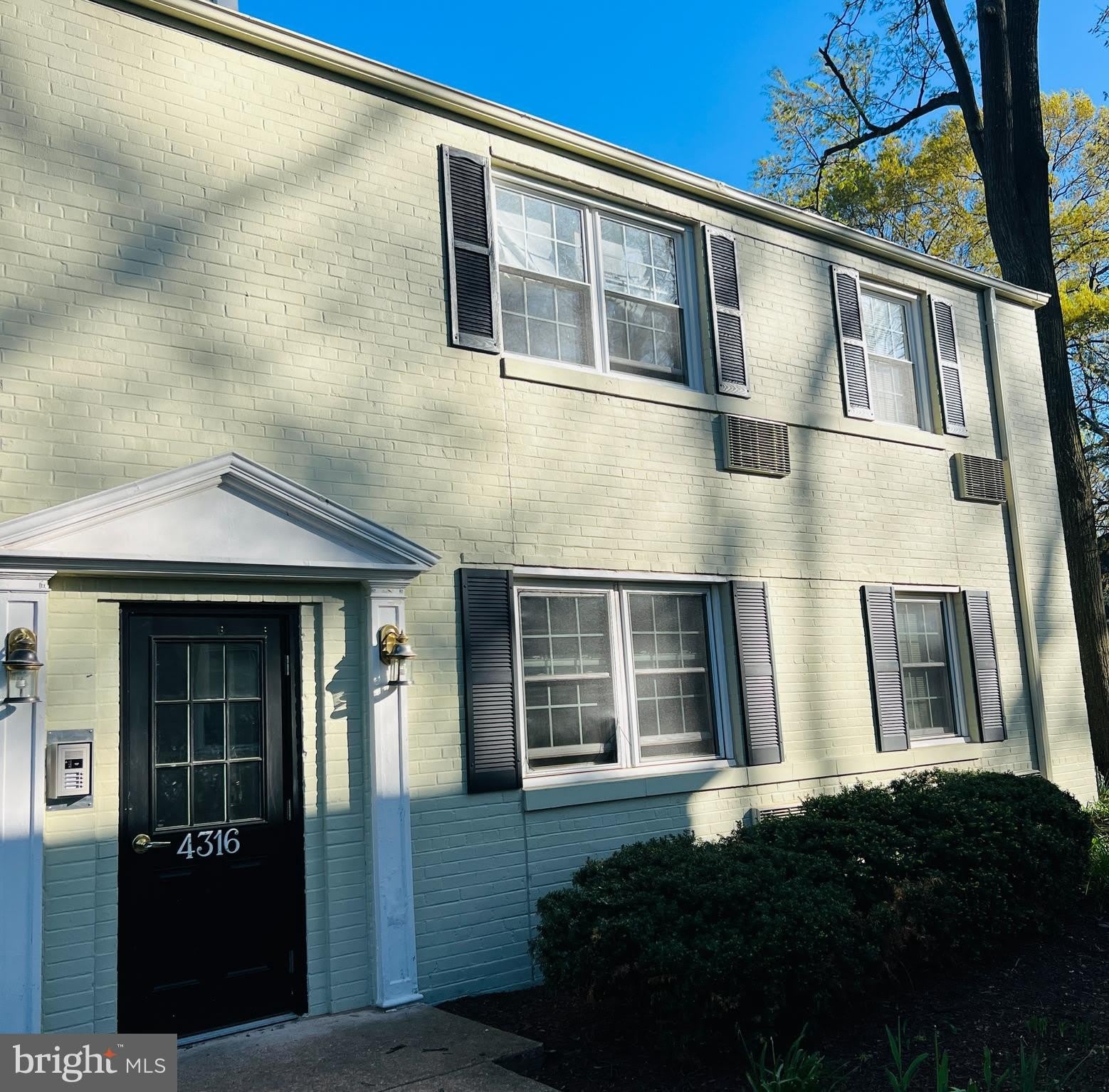 4316 N PERSHING Drive – photo 3