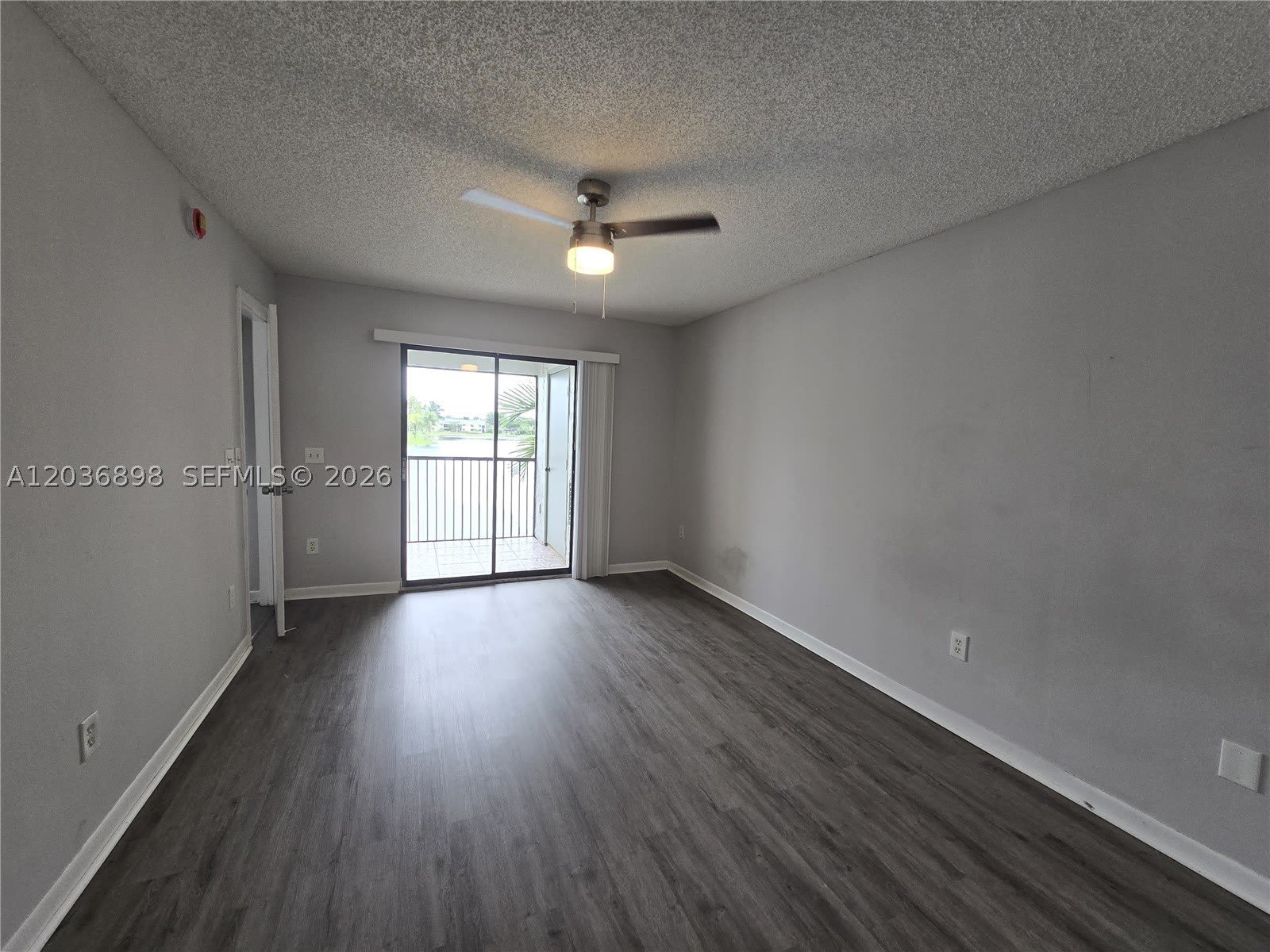 1024 S Independence Dr – photo 5