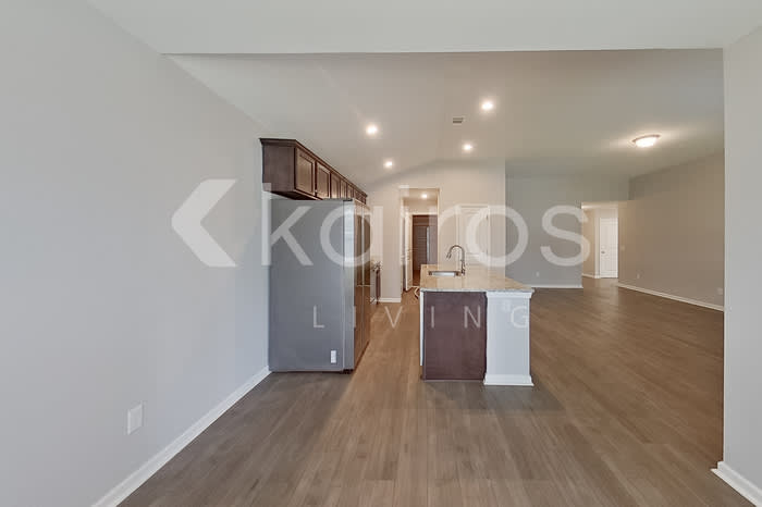 104 Saint Matthew Way – photo 5