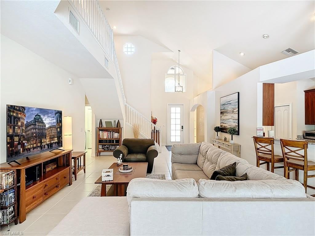 9953 Alabama St – photo 4