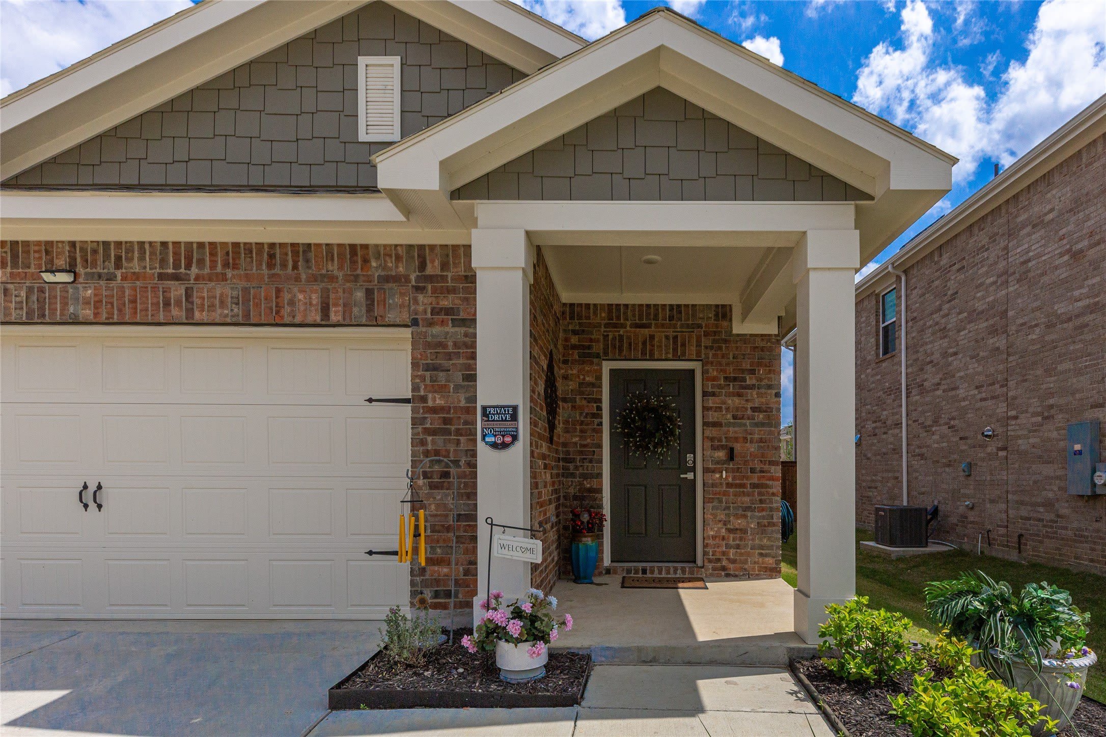 14114 Donahue Street – photo 3