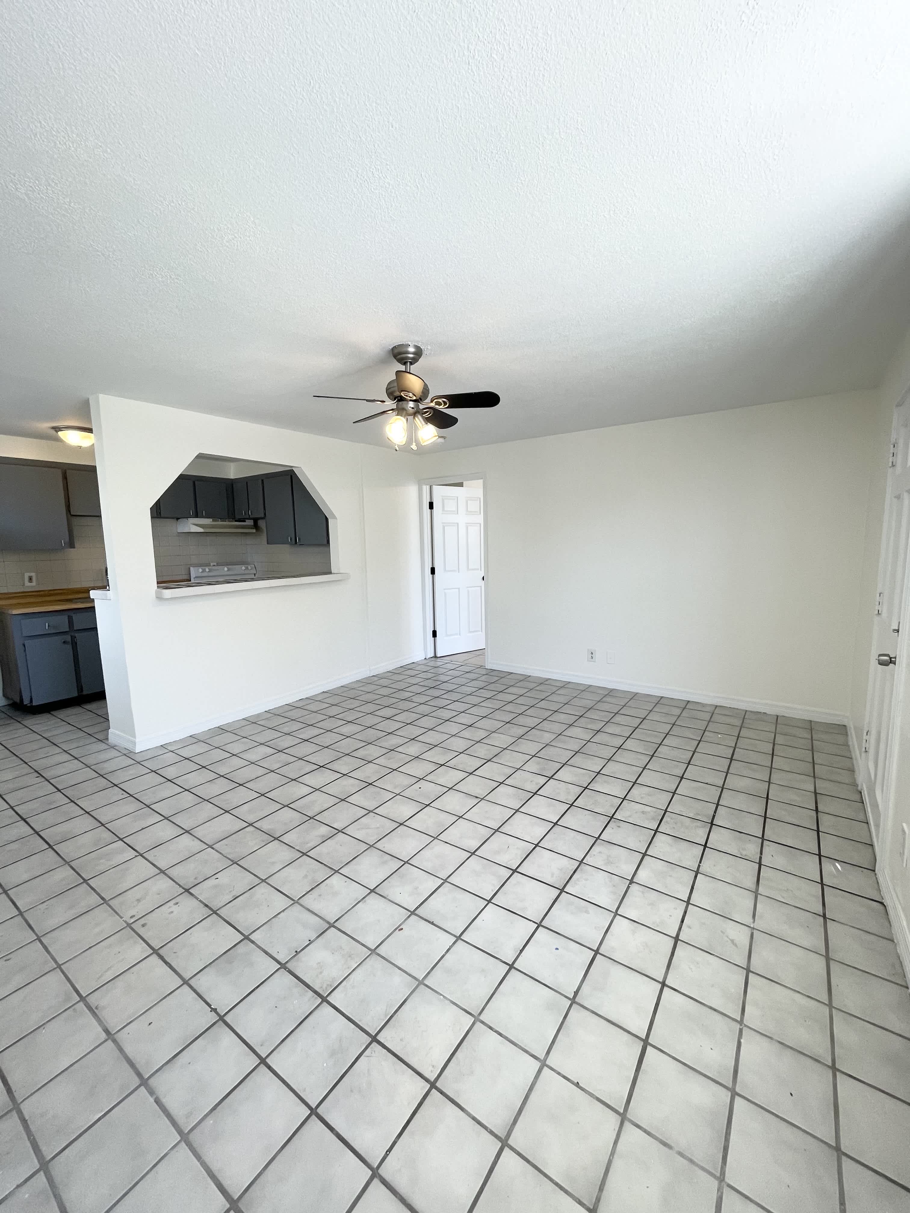 2916 N 16th St Apt 1 – photo 4