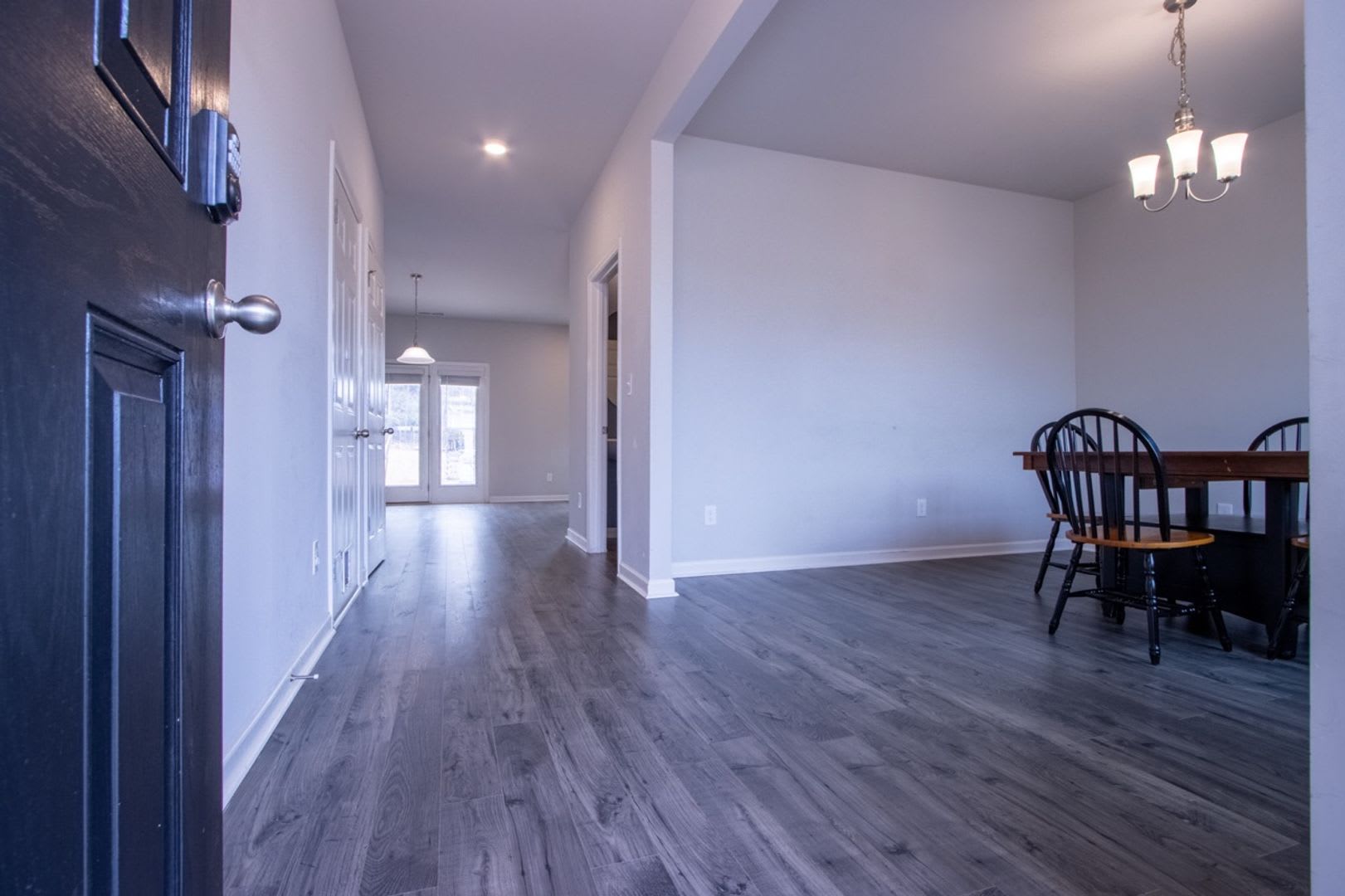 Welcome to 325 Park West Blvd – photo 2