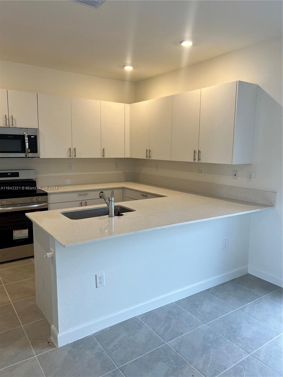 13052 Southwest 232nd Lane – photo 4