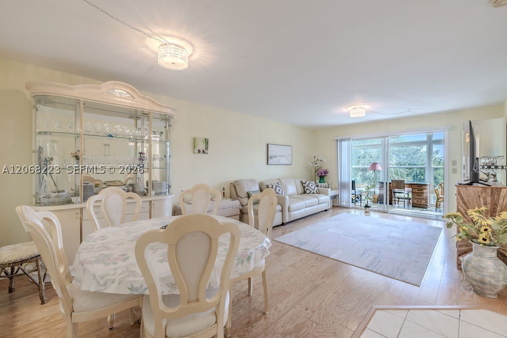 2333 Indian River Blvd – photo 2