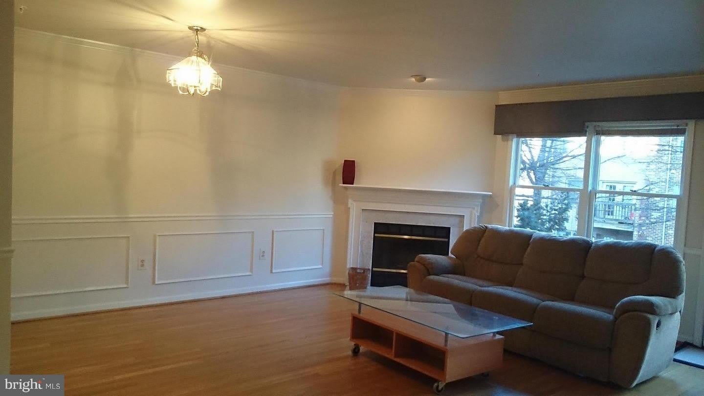 618 TAZEWELL ST N – photo 2