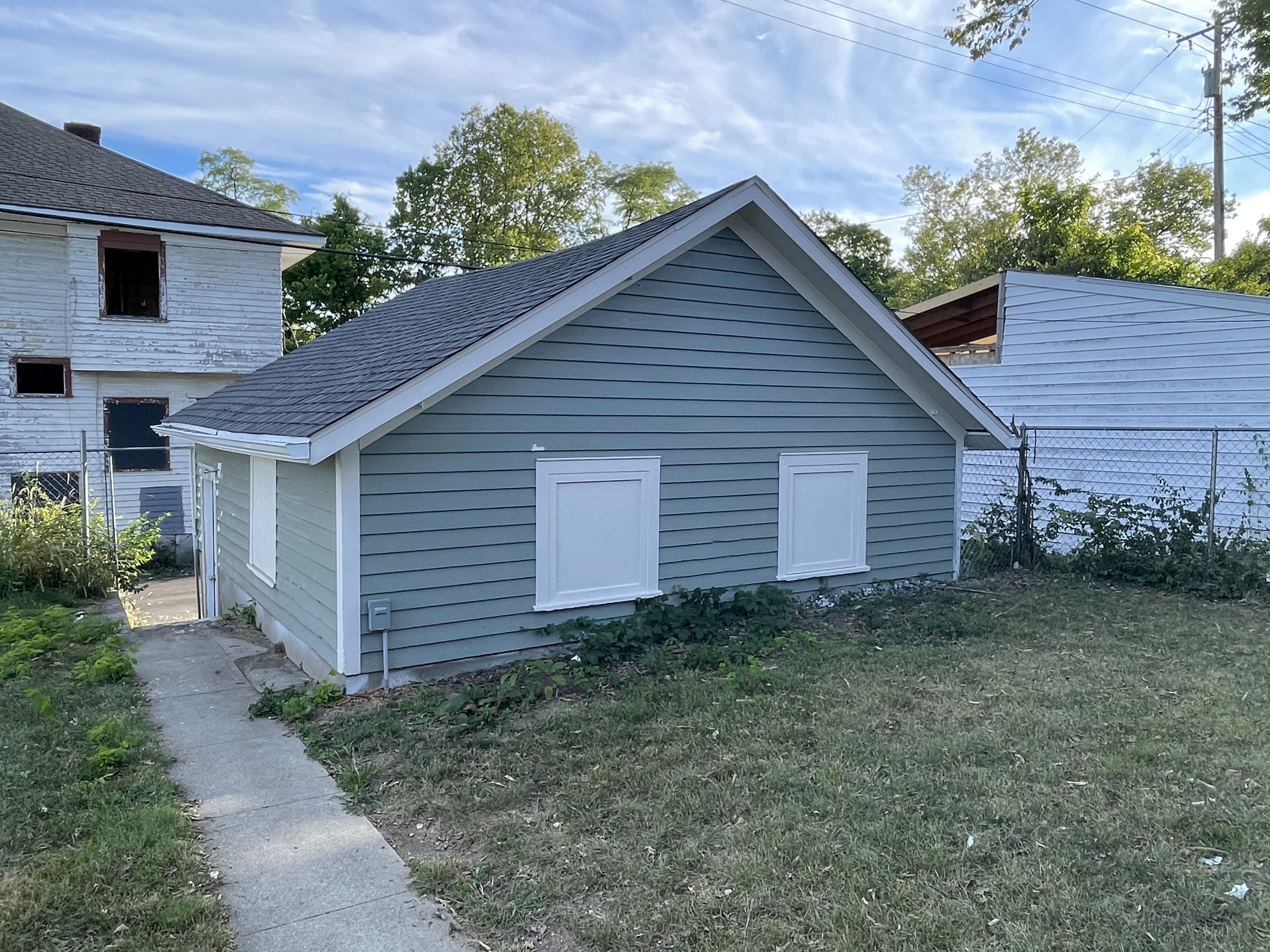 1506 W Grand Ave – photo 2