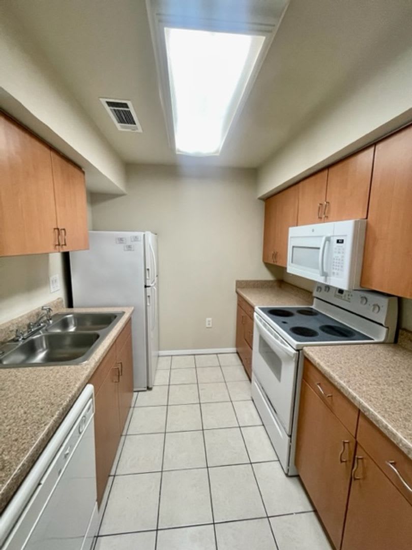 1500 Lake Shore Dr. – photo 5