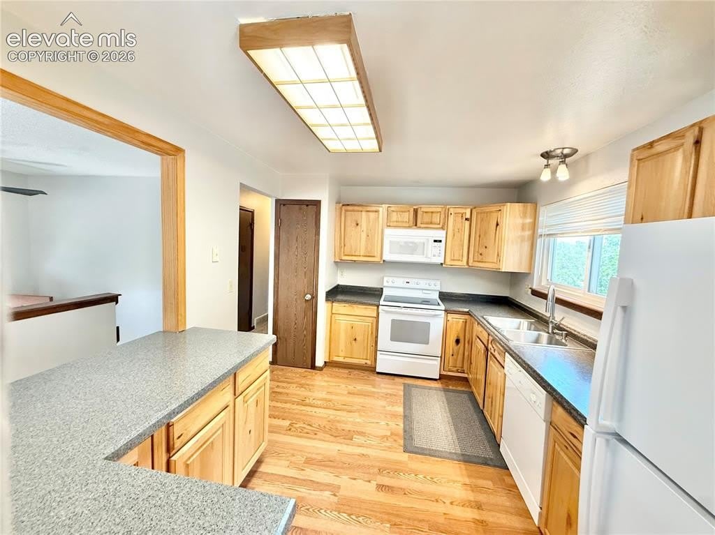 6515 Flintridge Drive – photo 2