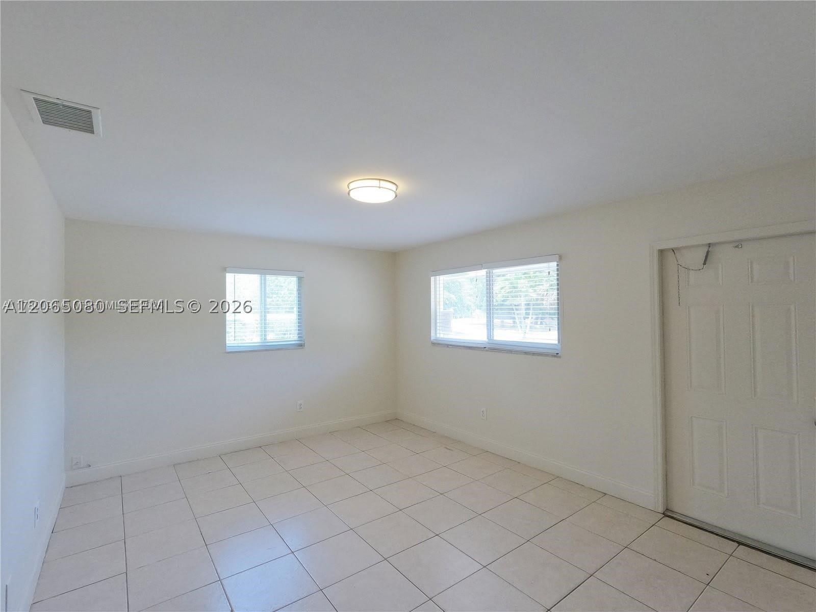4906 Serafica Dr – photo 3