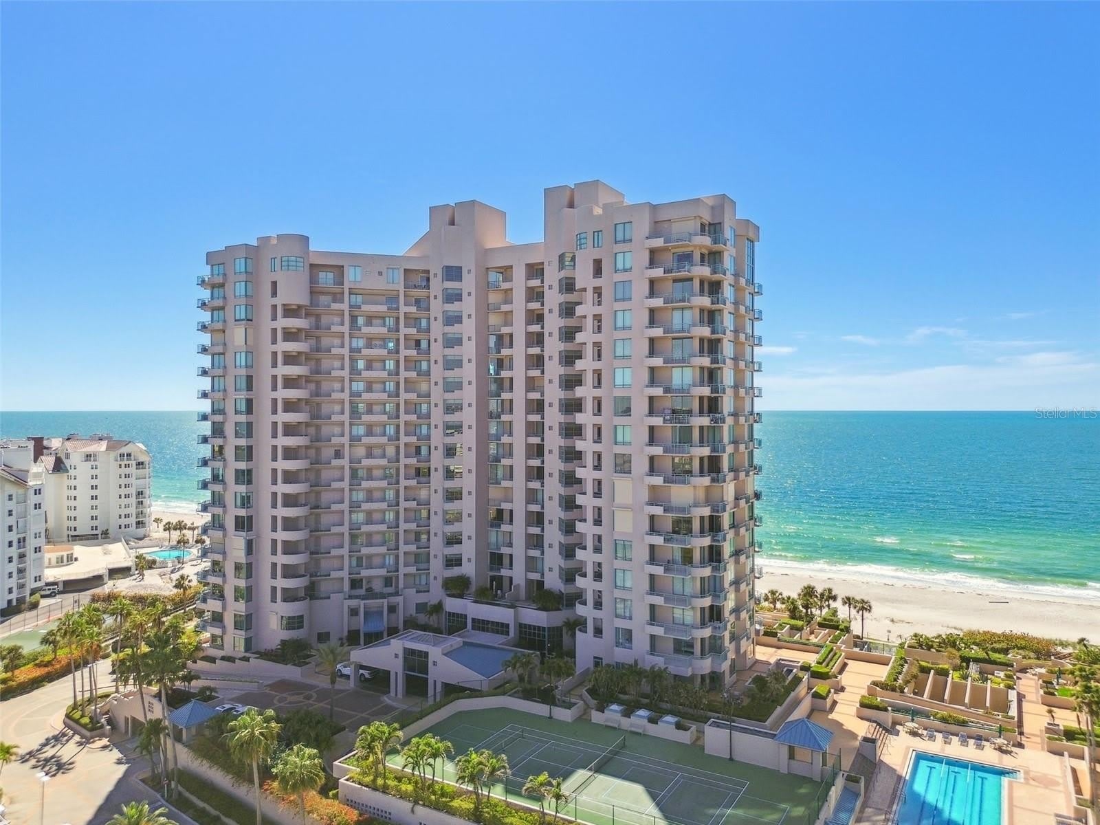 1560 GULF Boulevard – photo 2