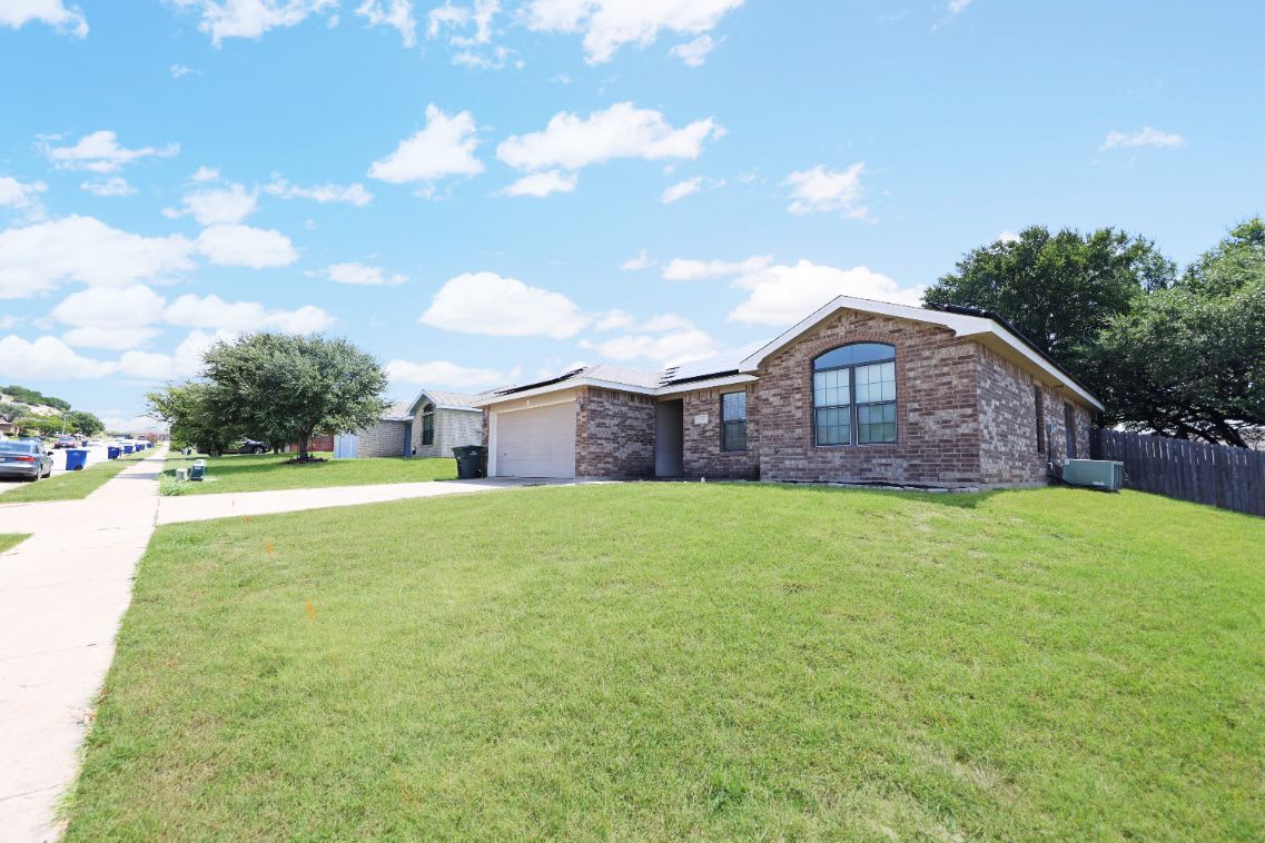 1123 Marlee Cir – photo 3