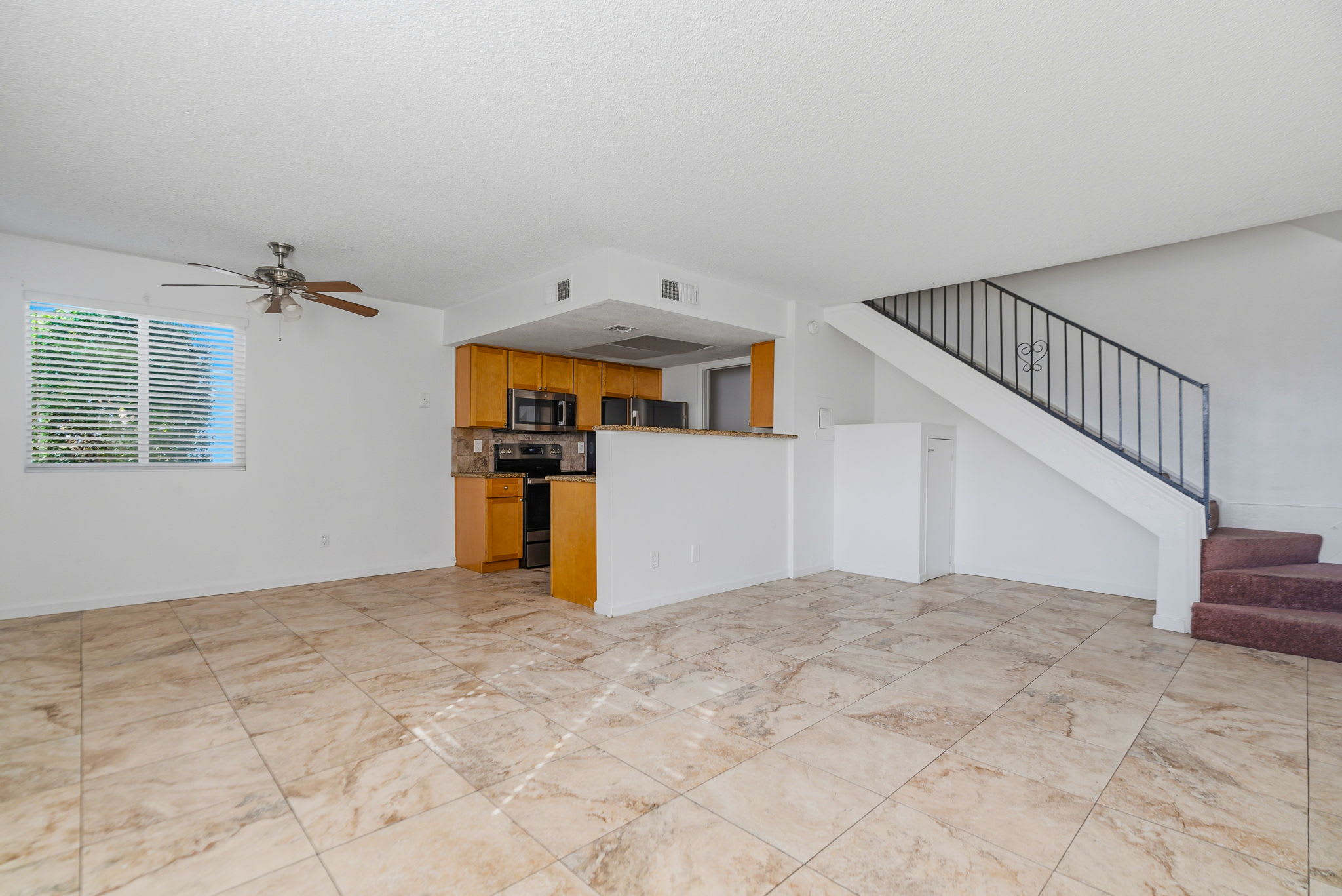 6627 N 27th Ave – photo 4