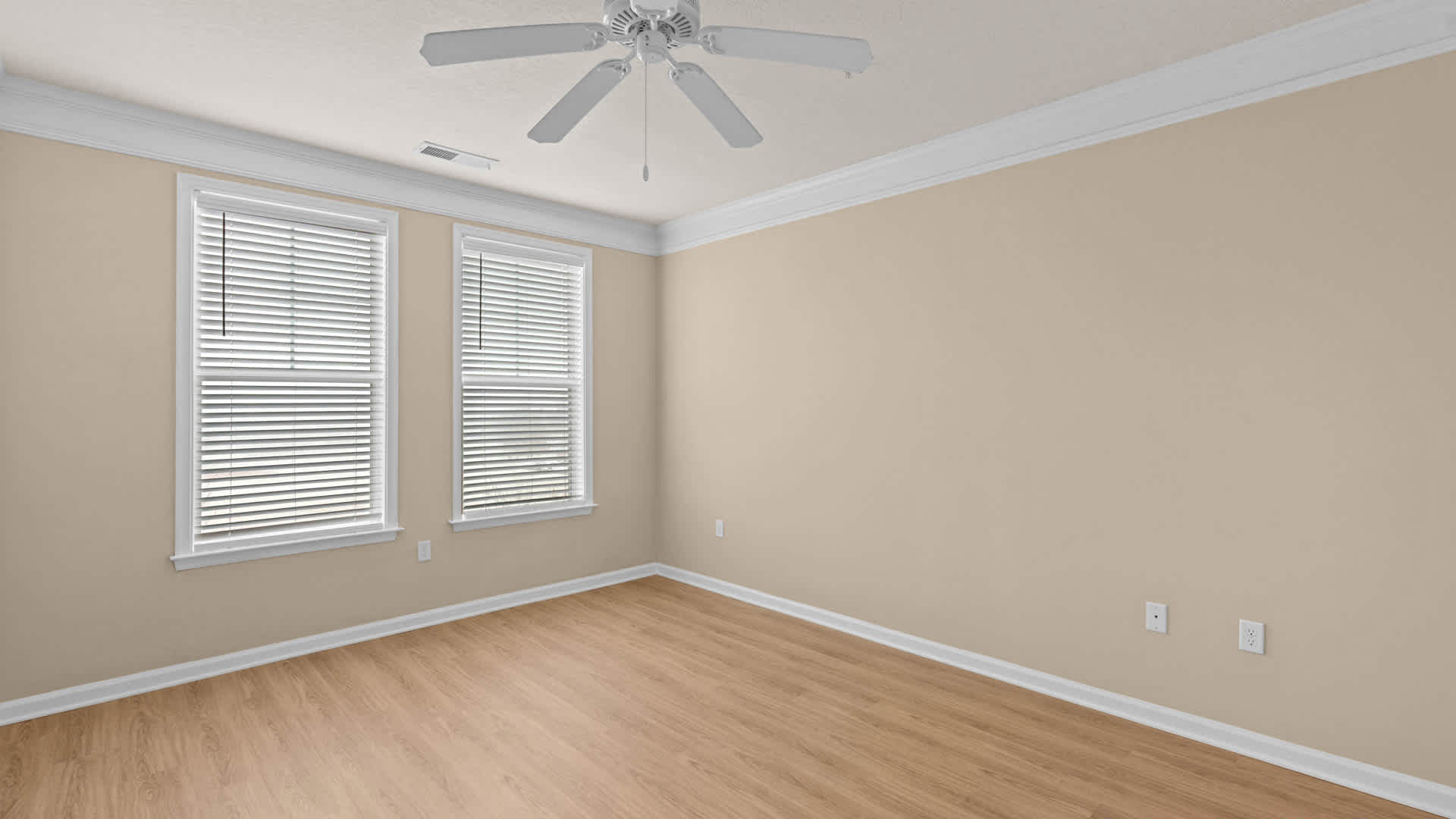 Corrigan Square Apartments – photo 5