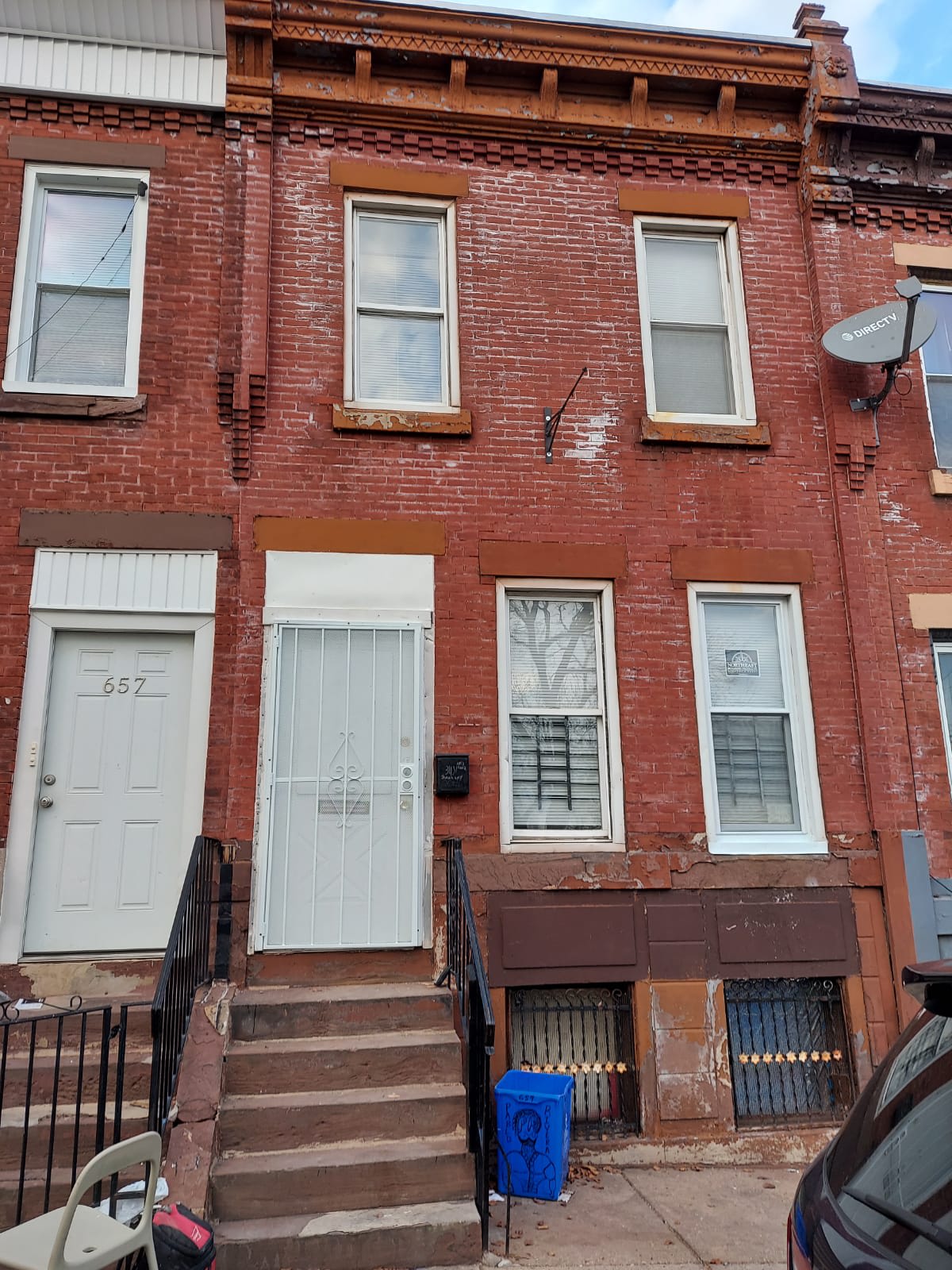 659 E Clearfield St – photo 1
