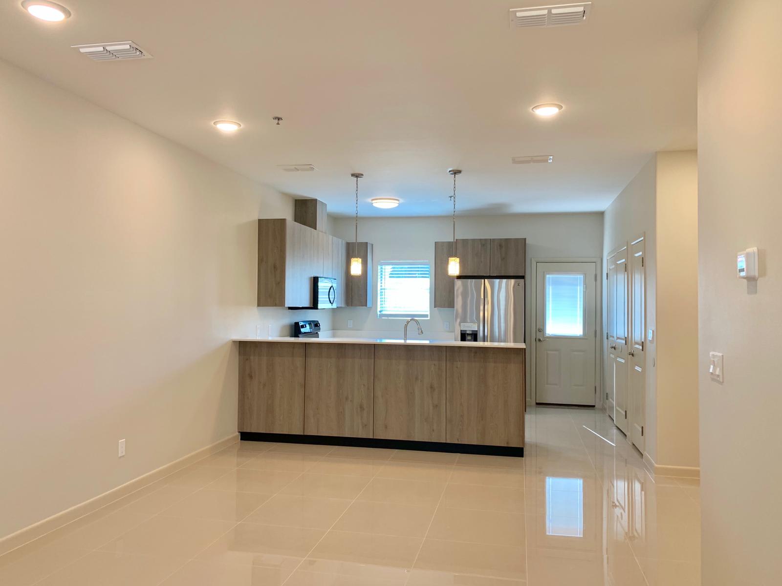 508 Newport Ave – photo 5