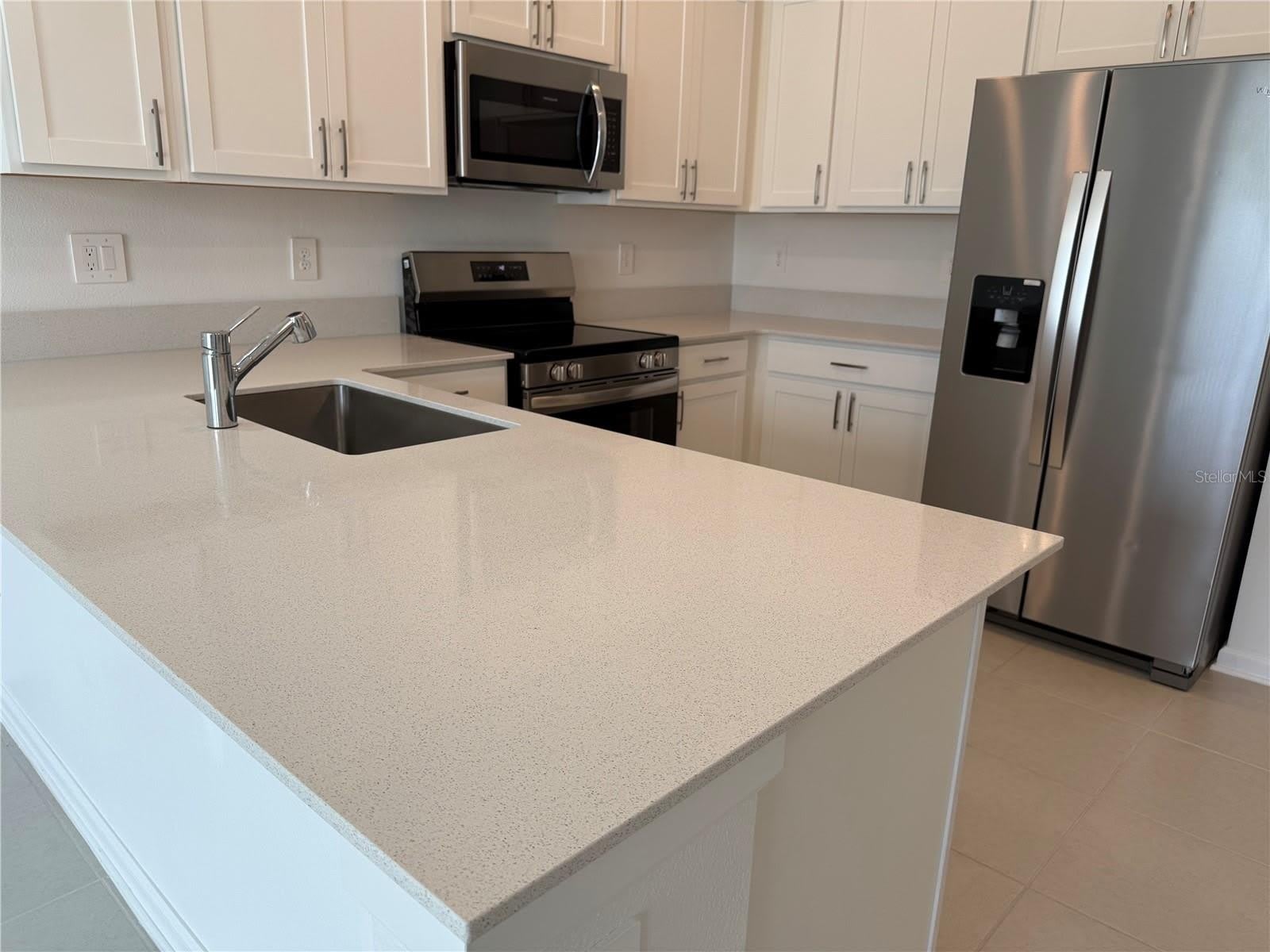 2658 Armstrong Ave – photo 5