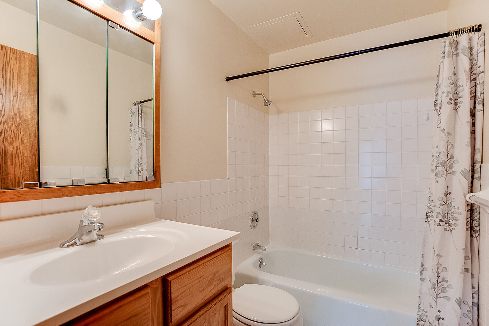 4052 Minnehaha Ave – photo 4