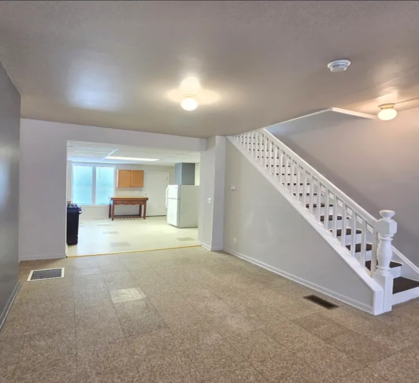 1310 North Montford Avenue – photo 1