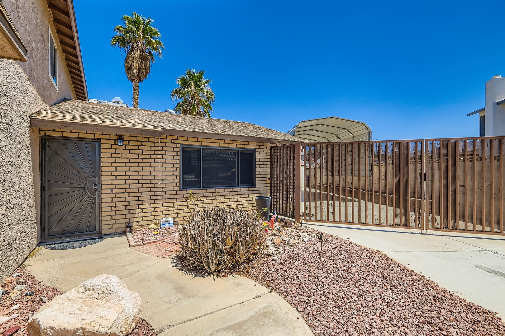 Highland Hills RV Parking 4 Bedrooms – photo 3