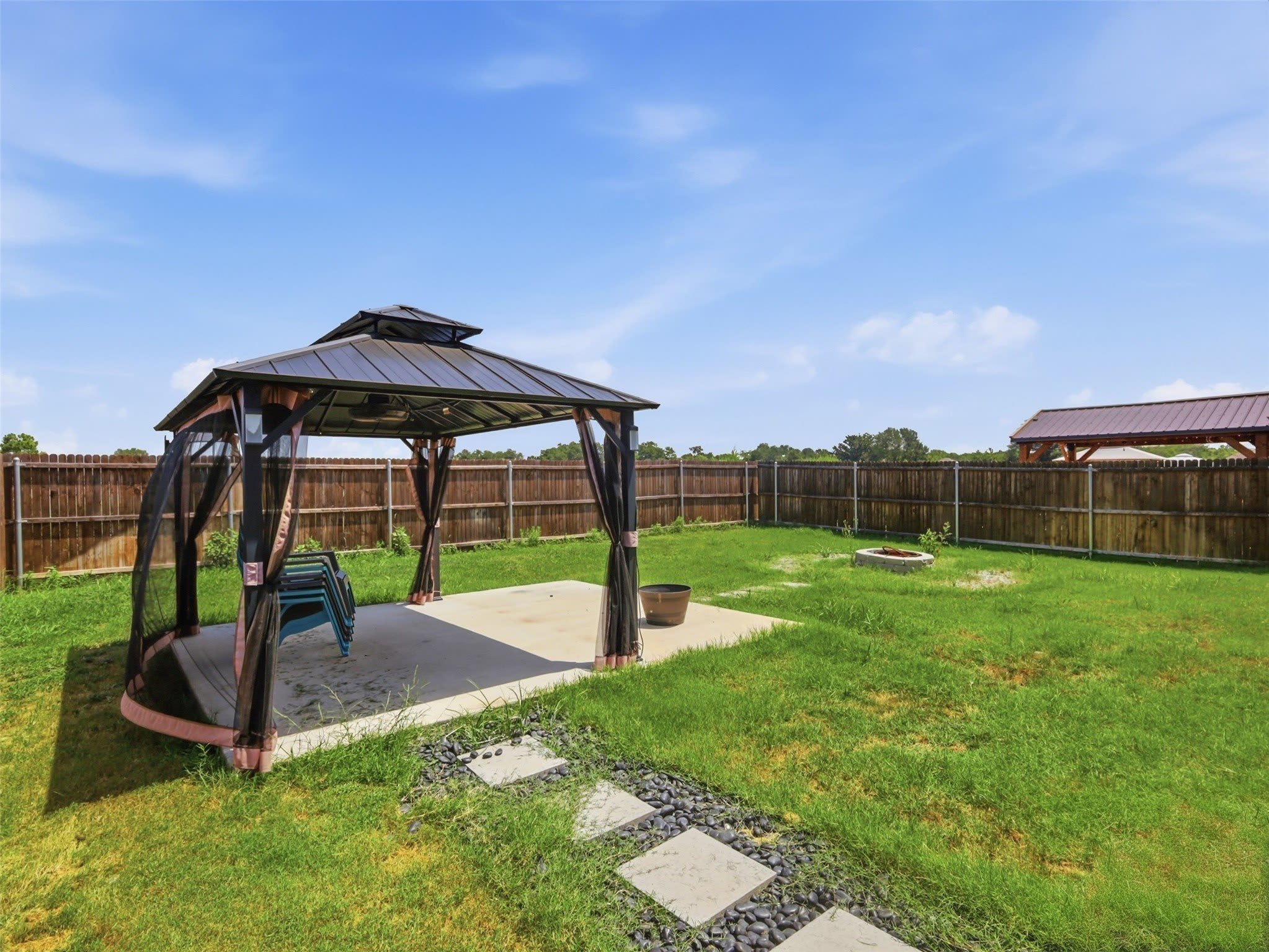201 Sweetwater Drive – photo 4