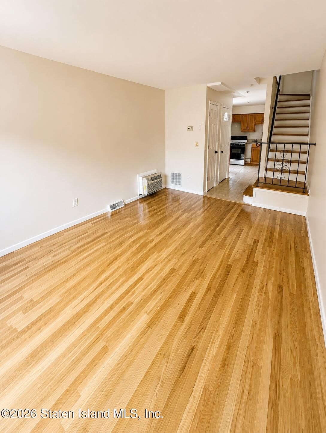 770 Woolley Avenue – photo 3