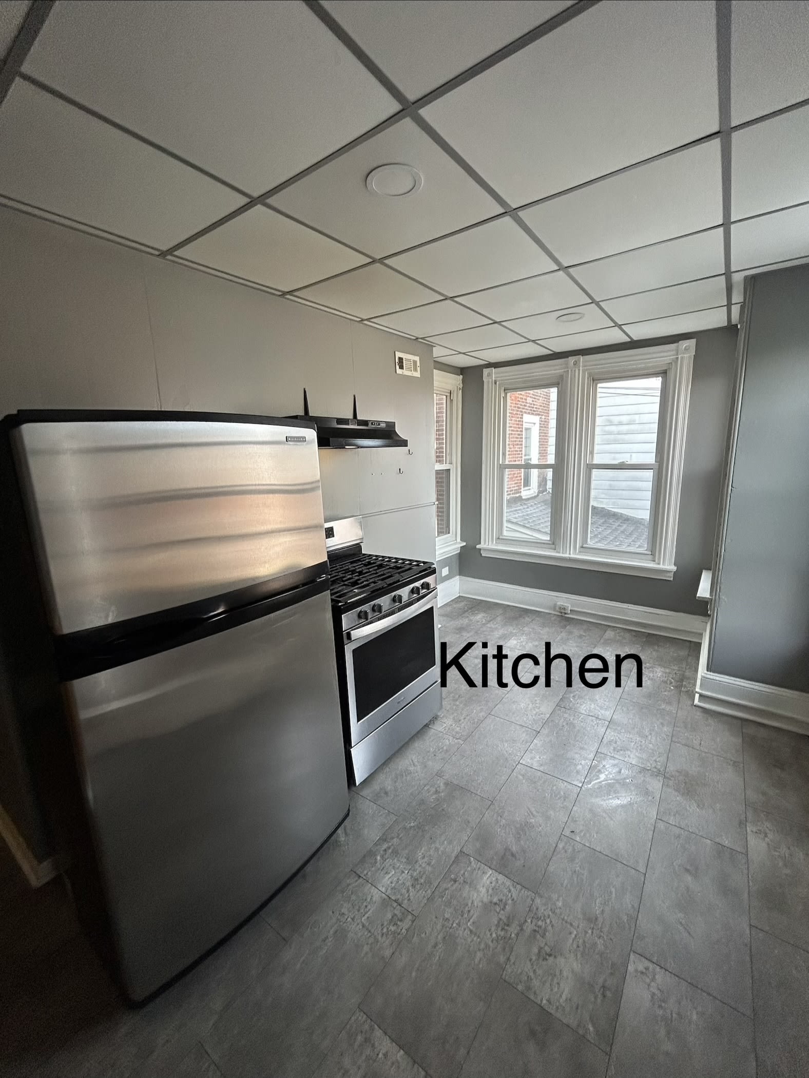 639 Corson Street – photo 1