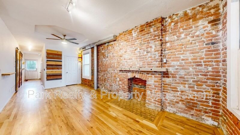 2738 Downing St – photo 5