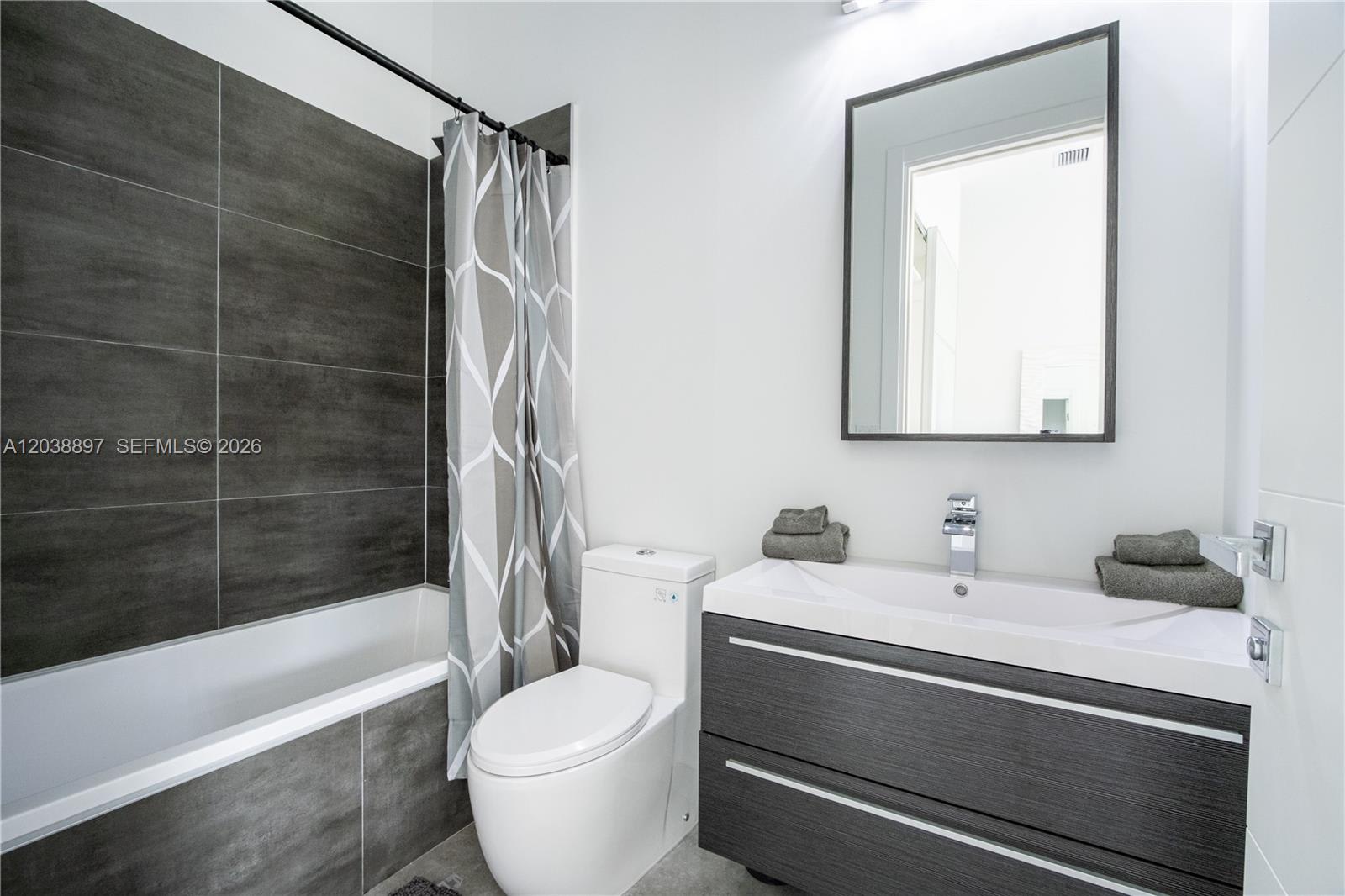 3461 Southwest 25th Street – photo 4