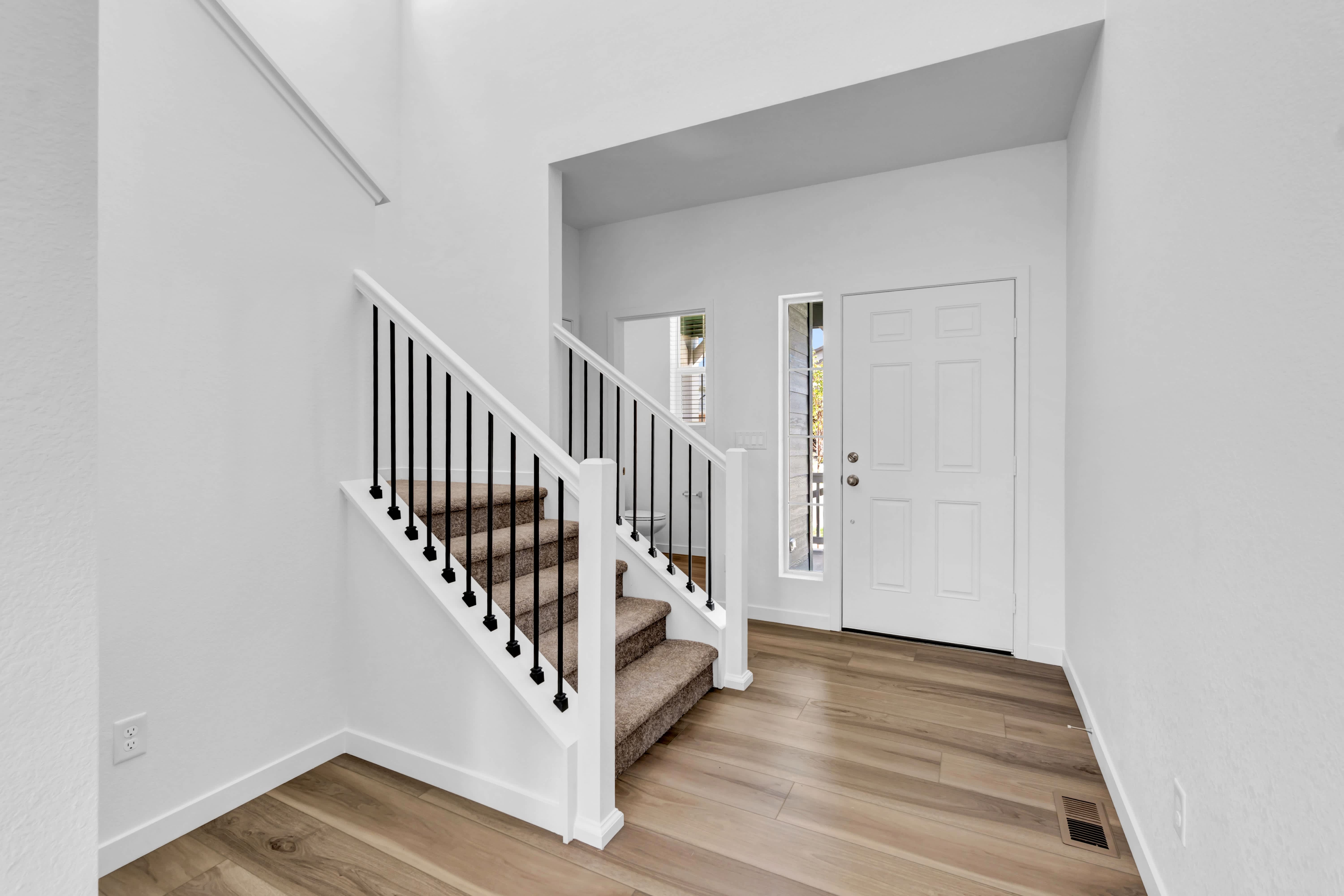 10943 Snowdon Street – photo 4