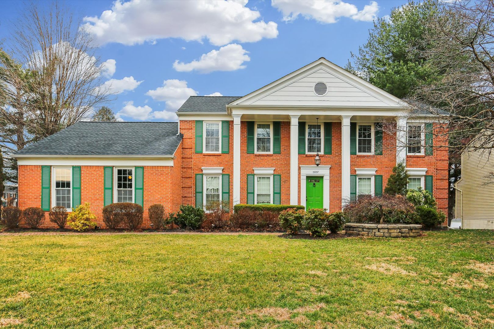 Gorgeous Single Family On Jones Lane – photo 5
